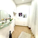 Апартаменты Casa Maria Spaccanapoli Centro Storico *